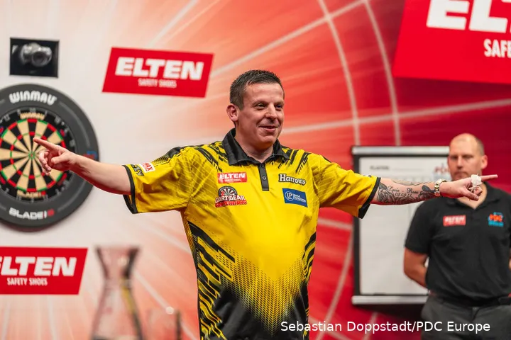 Dave Chisnall (3)