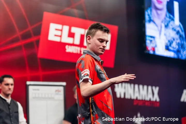 Formkrise verschärft sich: Ricardo Pietreczko schied bei Players Championship 13 bereits in Runde eins aus und musste sich im deutschen Duell Kai Gotthardt geschlagen geben
