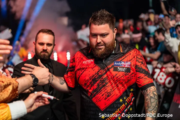 Michael Smith genoss nach seinem WM-Triumph die vielleicht schönste Phase seines Lebens – doch die lange Feierpause hatte sportlich ihren Preis