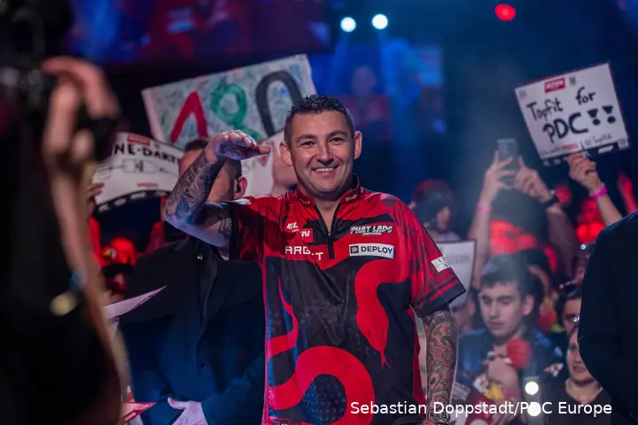 Nathan Aspinall während seines Walk-ons
