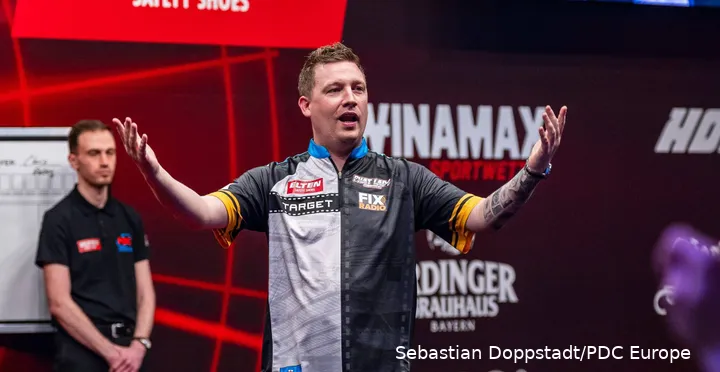 Chris Dobey (2)