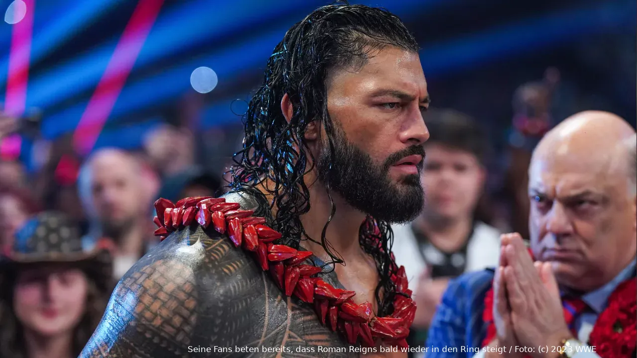 wwe roman reigns 0823
