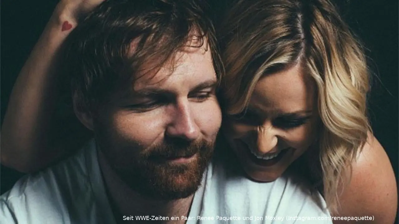 renee paquette jon moxley