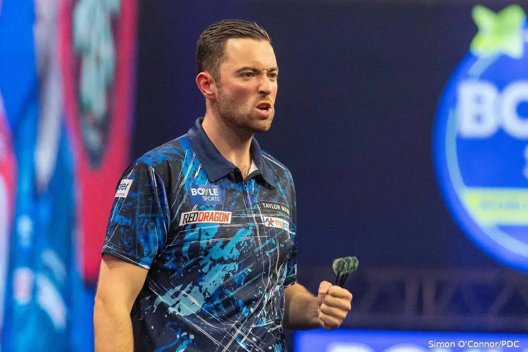 Luke Humphries aast op een tweede World Grand Prix-titel