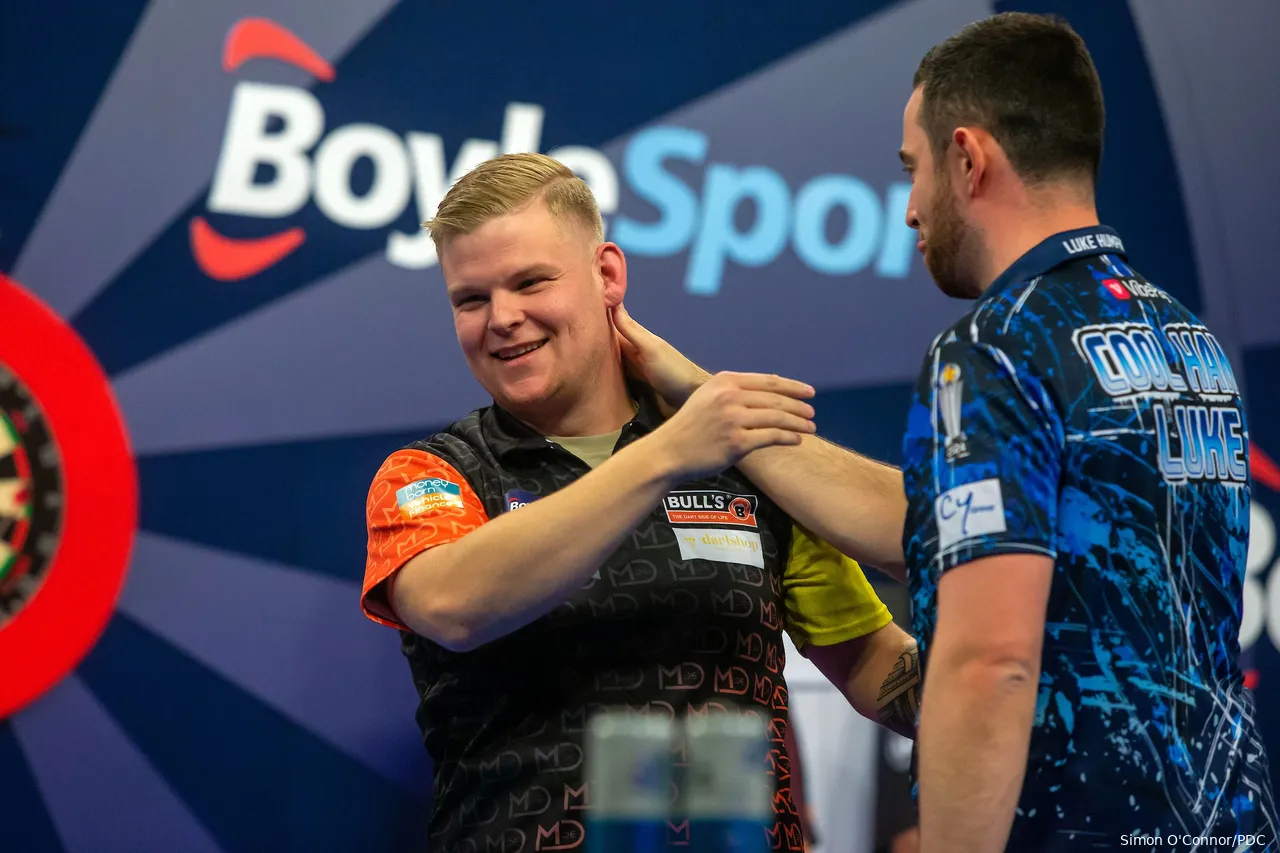 Luke Humphries verloor in de finale van de World Grand Prix met 6-4 van Mike De Decker