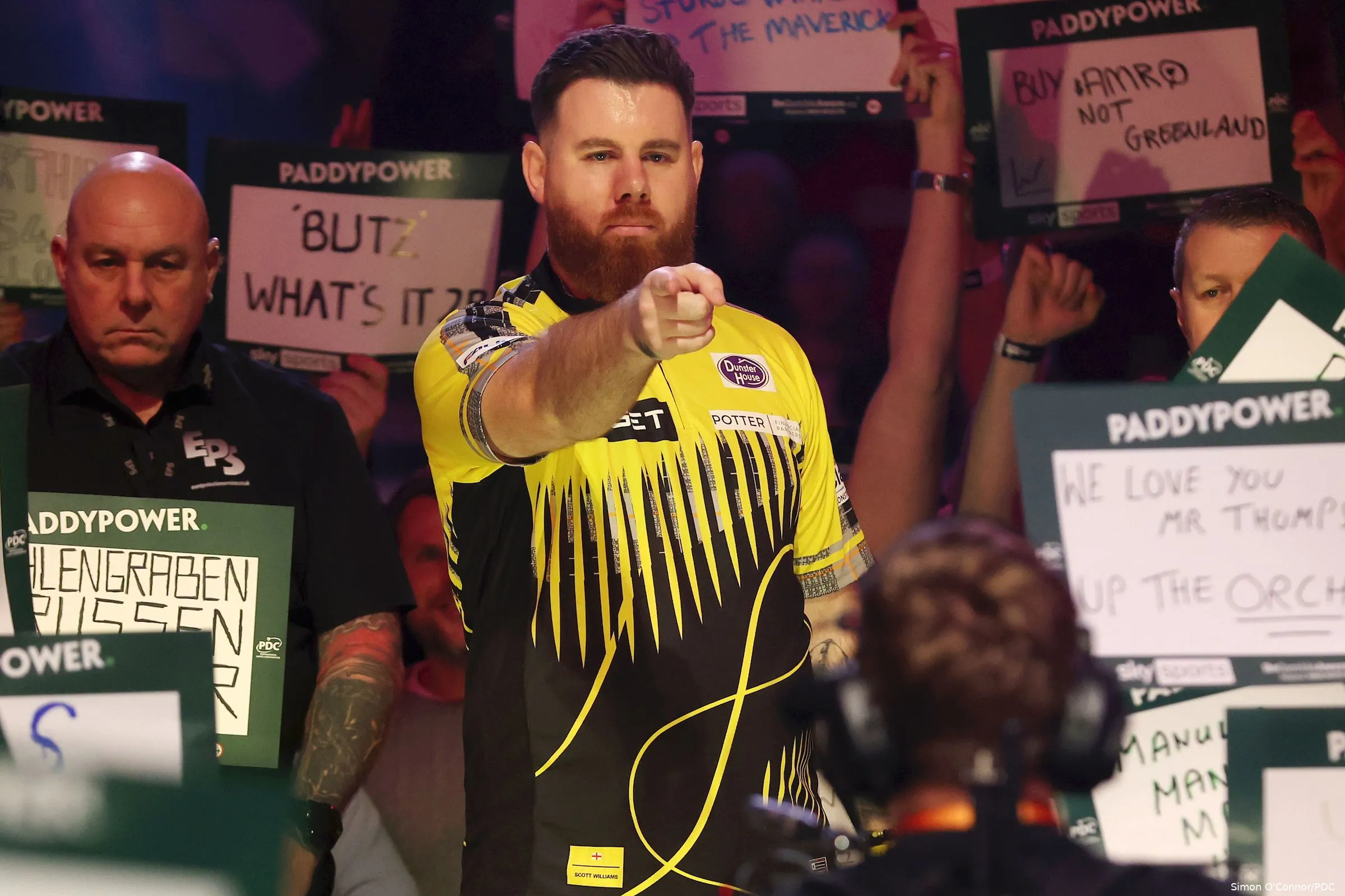 scott-williams-world-darts-championship-walk-on
