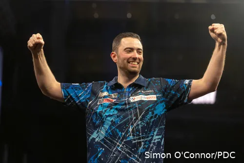 Kann Luke Humphries seine Matchplay-Krone in den Winter Gardens verteidigen?