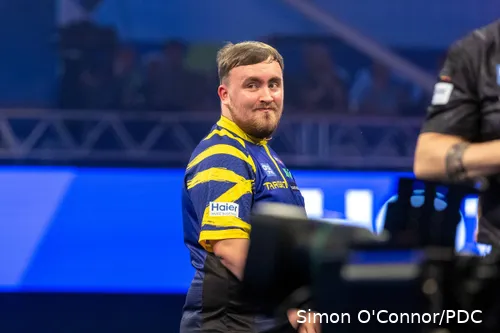 Luke Littler ging gleich in der ersten Runde am PC 31 zu Boden