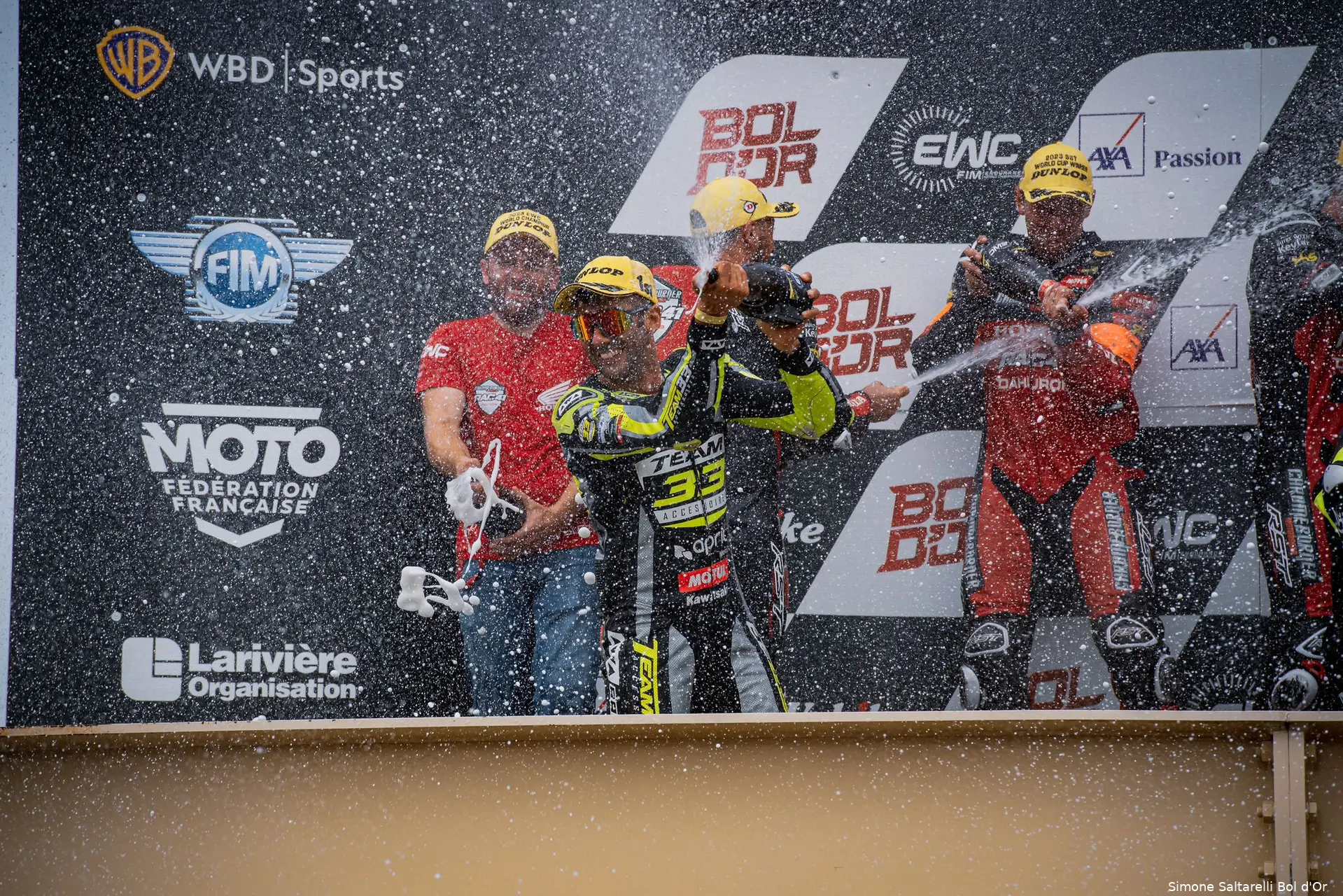 saltarelli podio
