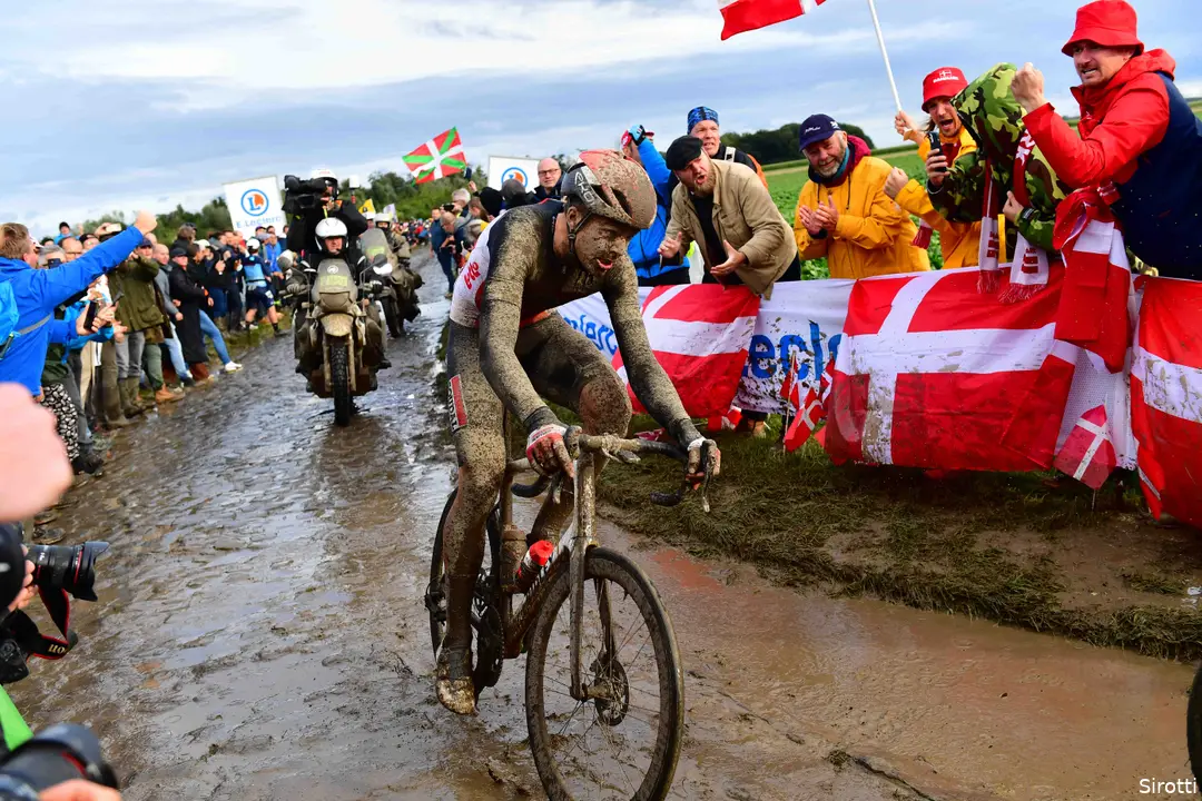 Vermeersch looks black with mud