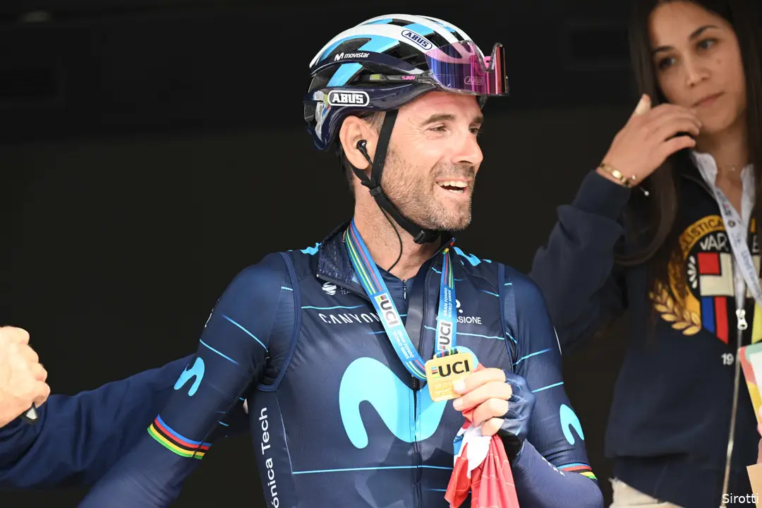 At Caisse d'Epargne, Pérez was a teammate of Alejandro Valverde's