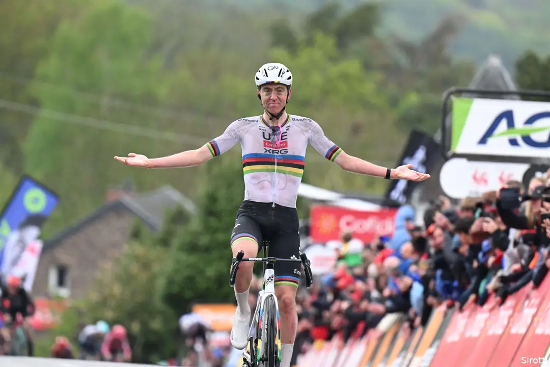 Tadej Pogacar overwhelmingly won the Flèche Wallonne on Wednesday.