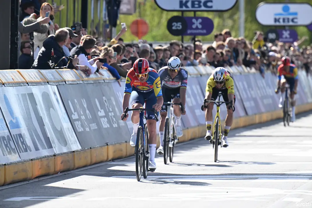 Will we see more Pedersen vs. Van Aert battles?