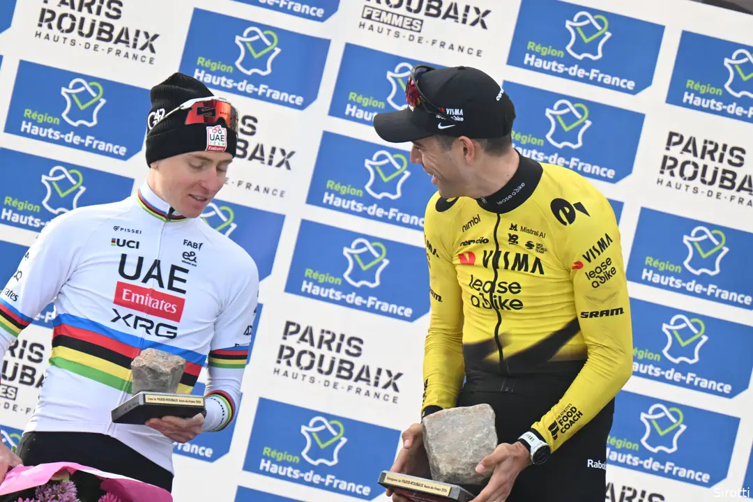 wout-van-aert-tadej-pogacar