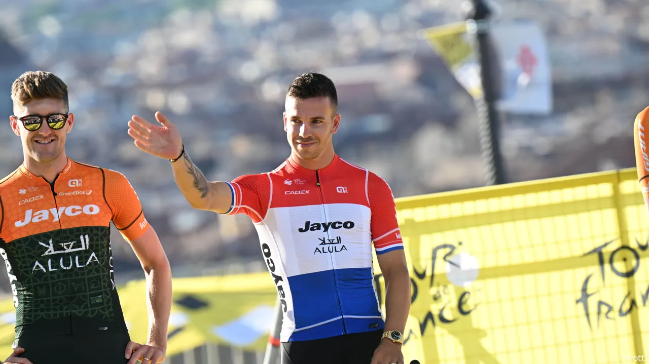 Dylan Groenewegen on the podium in Florence