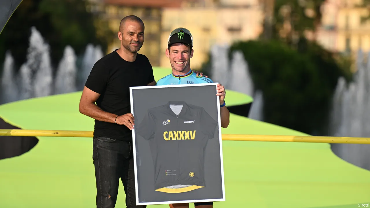 Mark Cavendish was honored for his historic victory