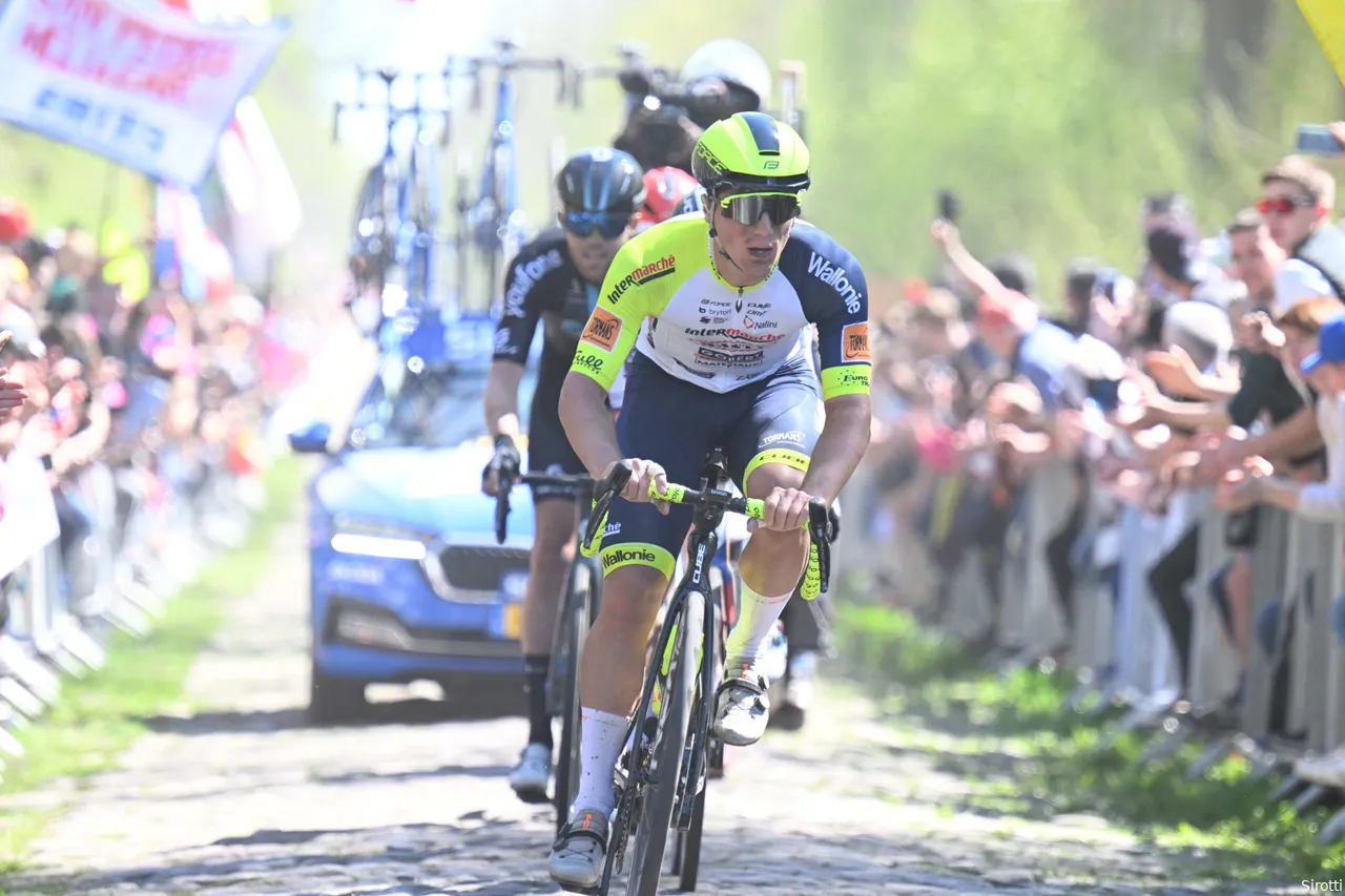 Tom Devriendt kept up with the best during Paris-Roubaix in 2022