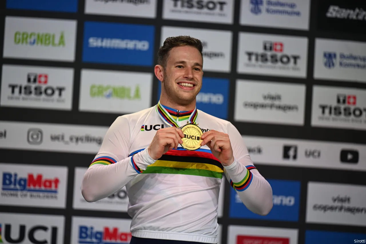Lavreysen went on to win gold in his first-ever kilometer time trial at the World Championships