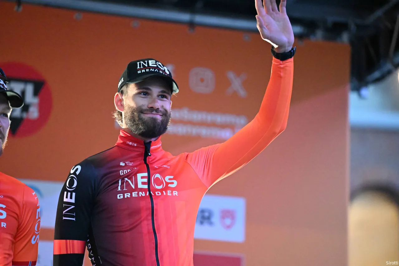 Ganna before the start of Milan-San Remo