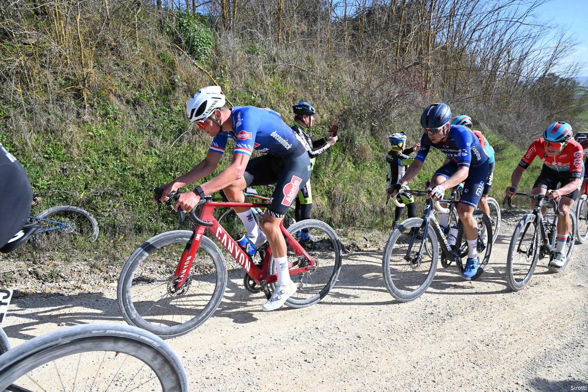 mathieu van der poel 6405a26ead90b
