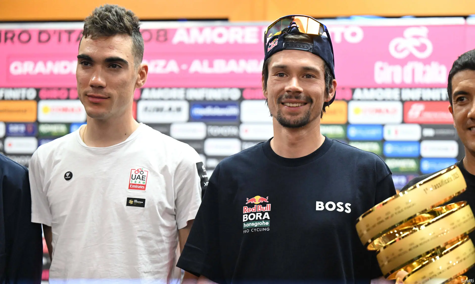 juan ayuso primoz roglic