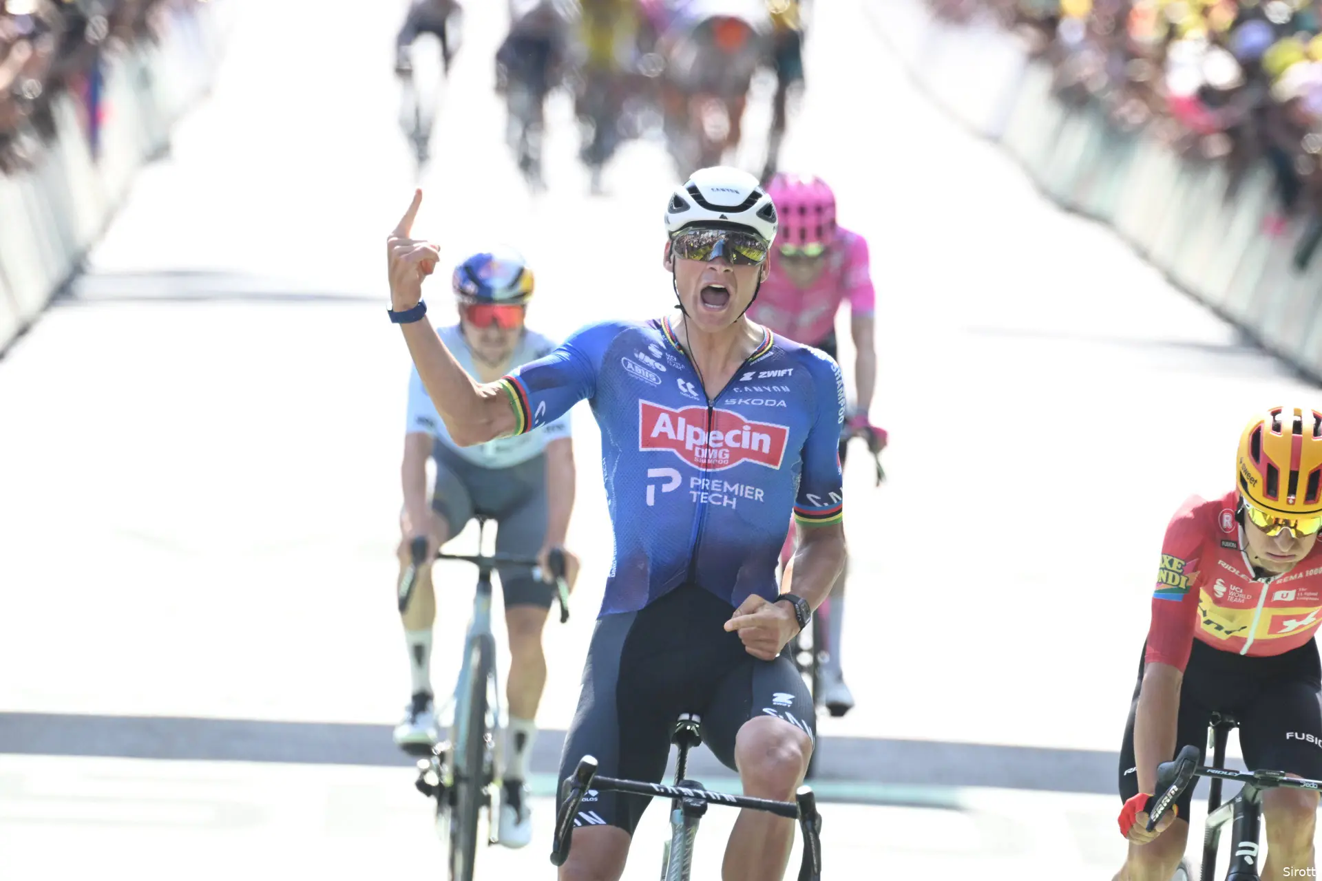 mathieu-van-der-poel-2