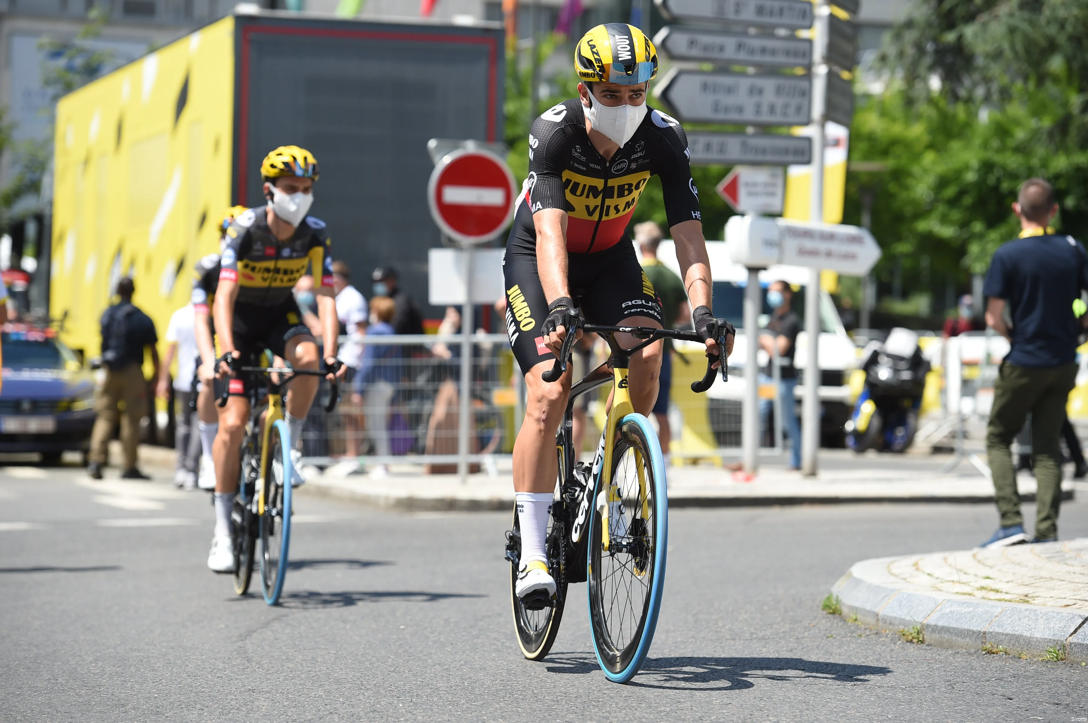 Sirotti Wout Van Aert Tour