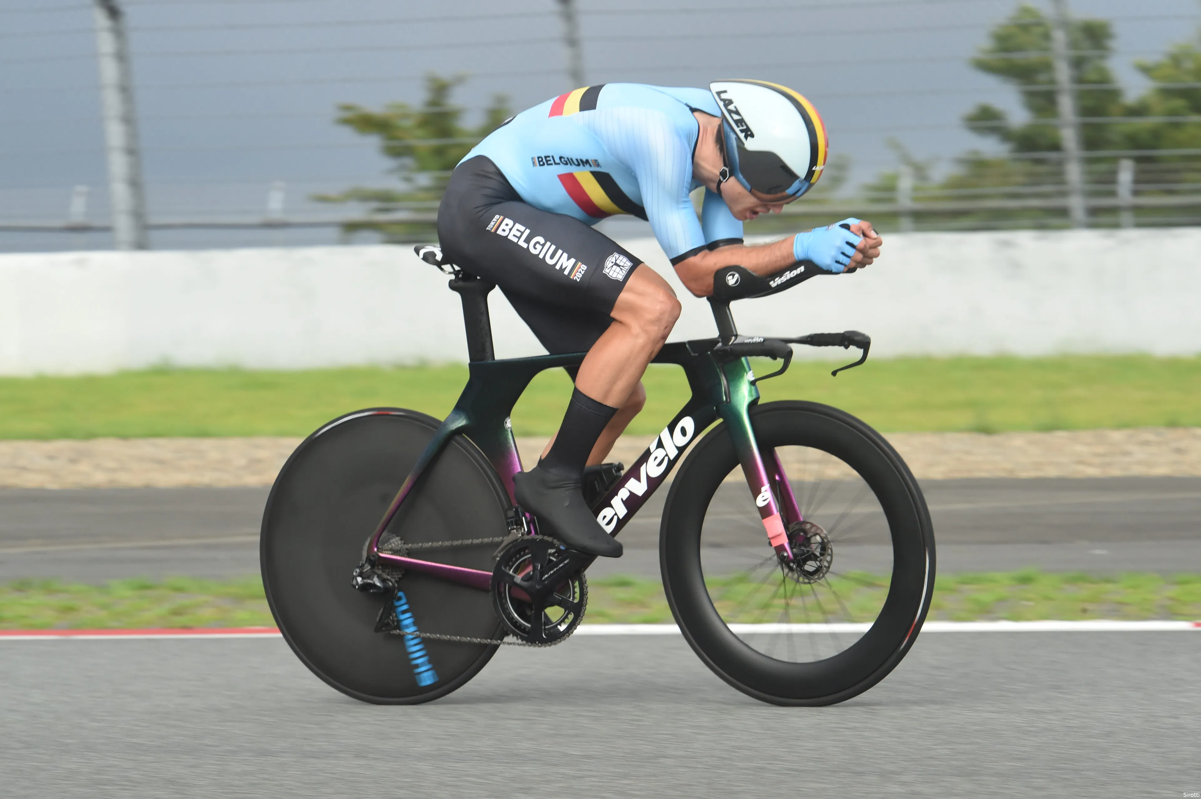 Van Aert tijdrit Sirotti