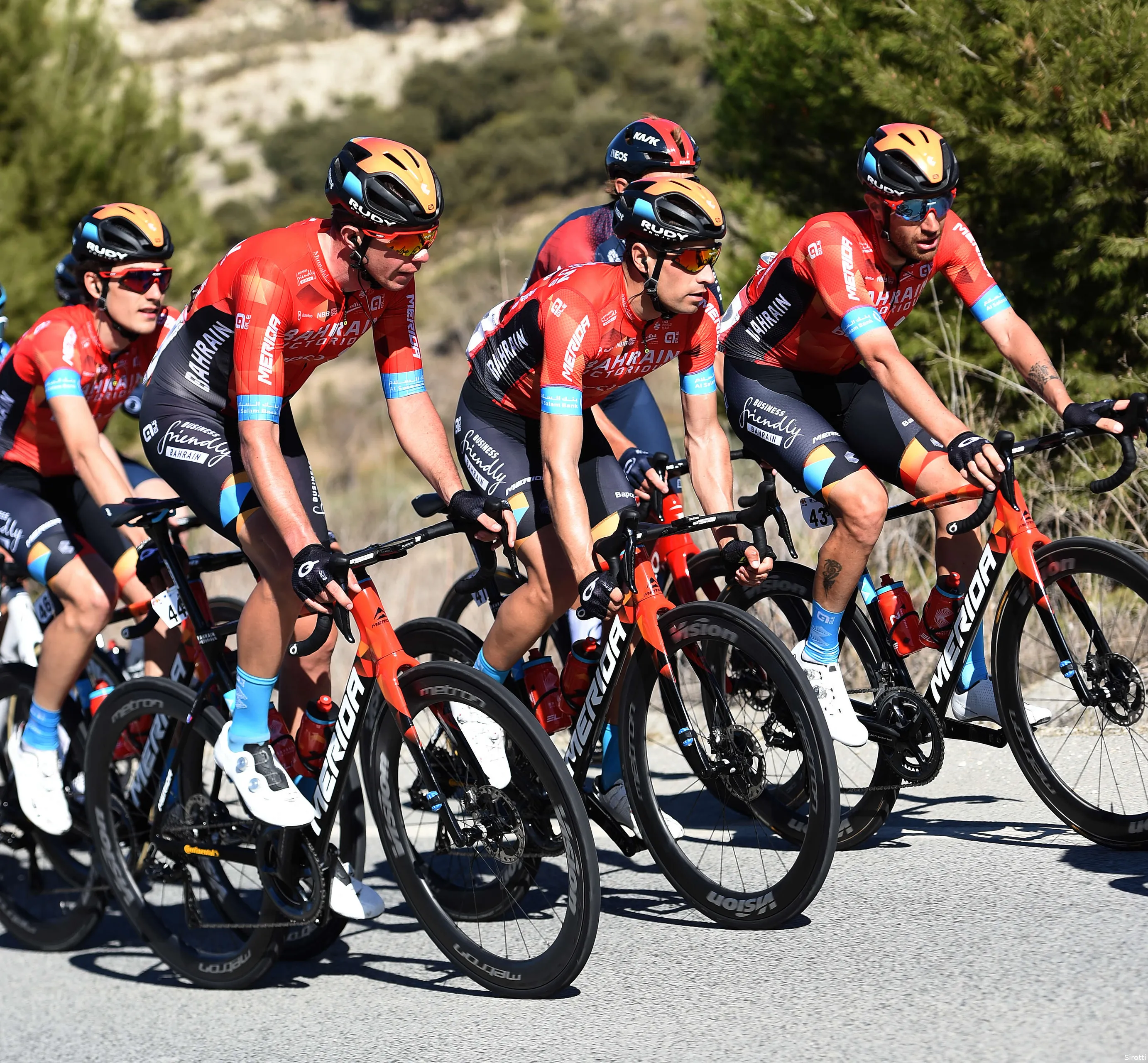 bahrain victorious mikel landa