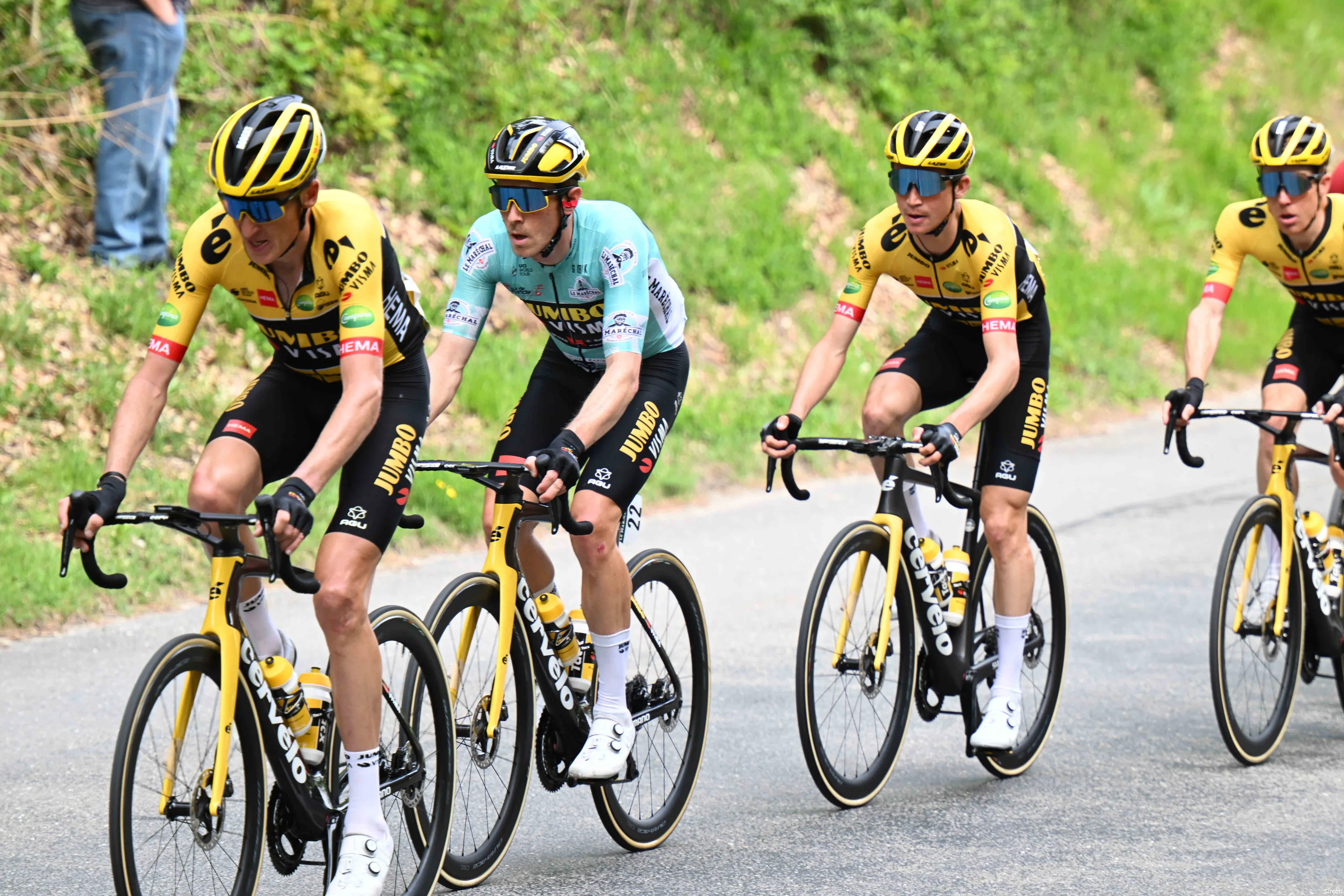 jumbo visma robert gesink rohan dennis sepp kuss