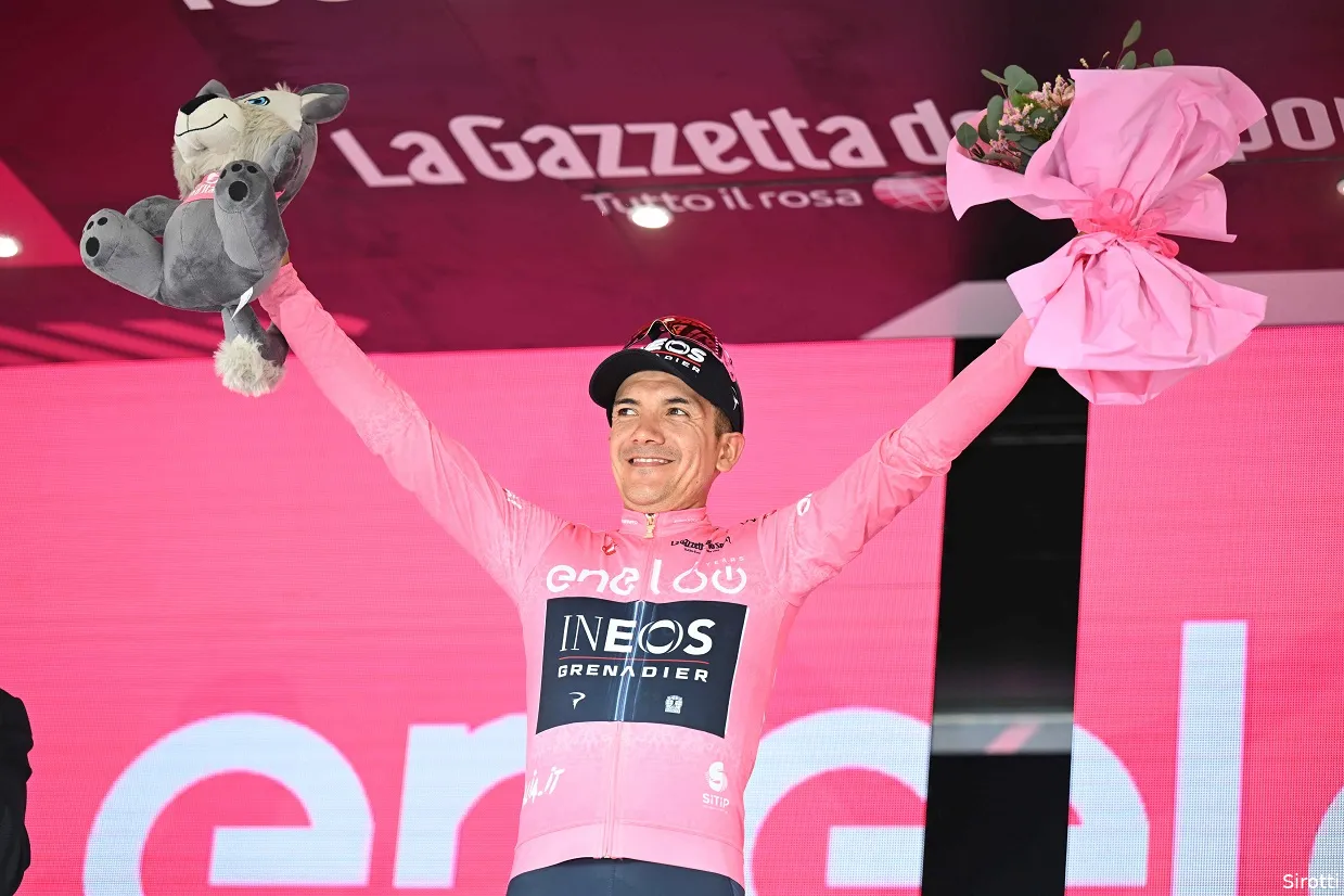 Carapaz Sirotti roze Giro