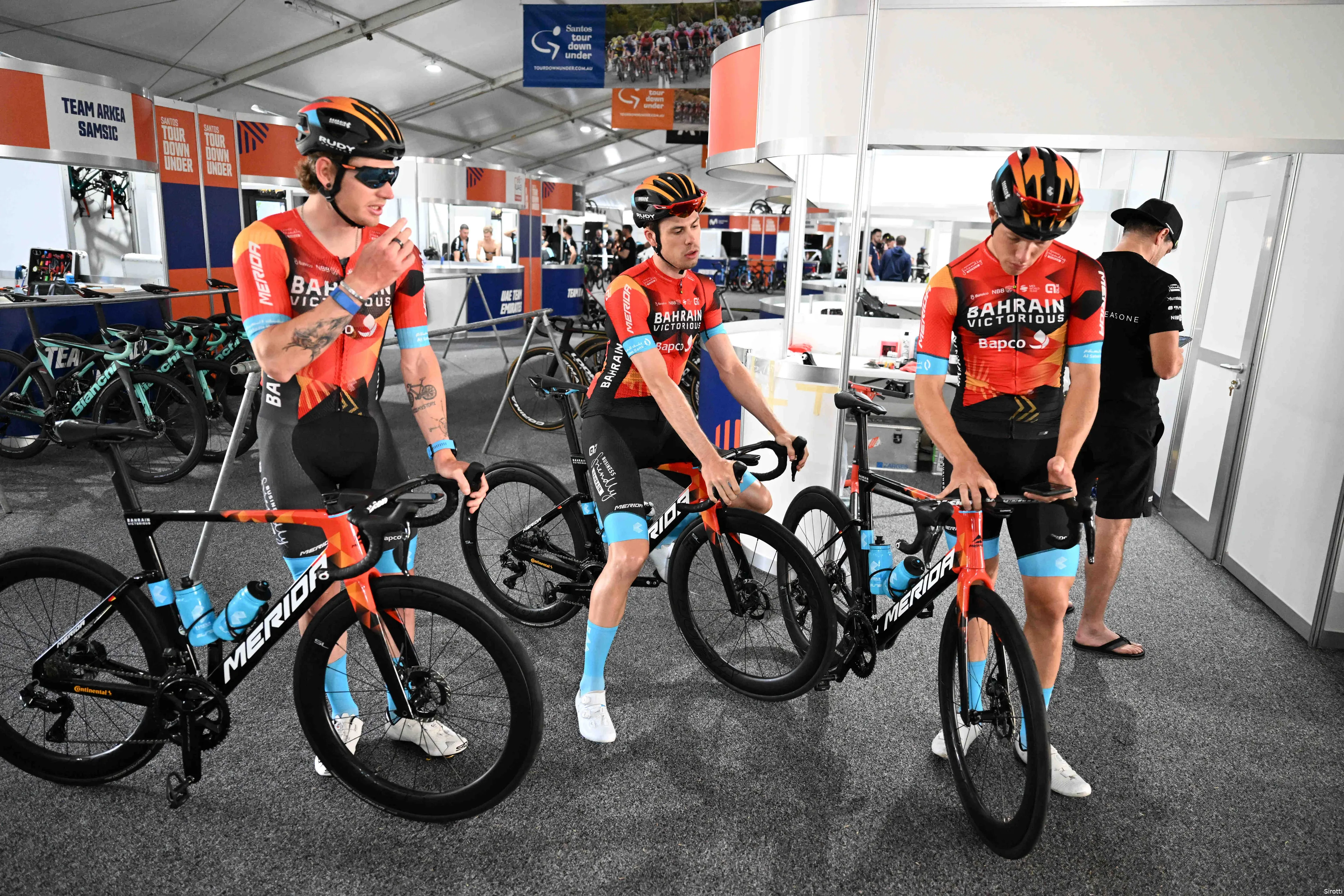 bahrain victorious phil bauhaus jasha sutterlin