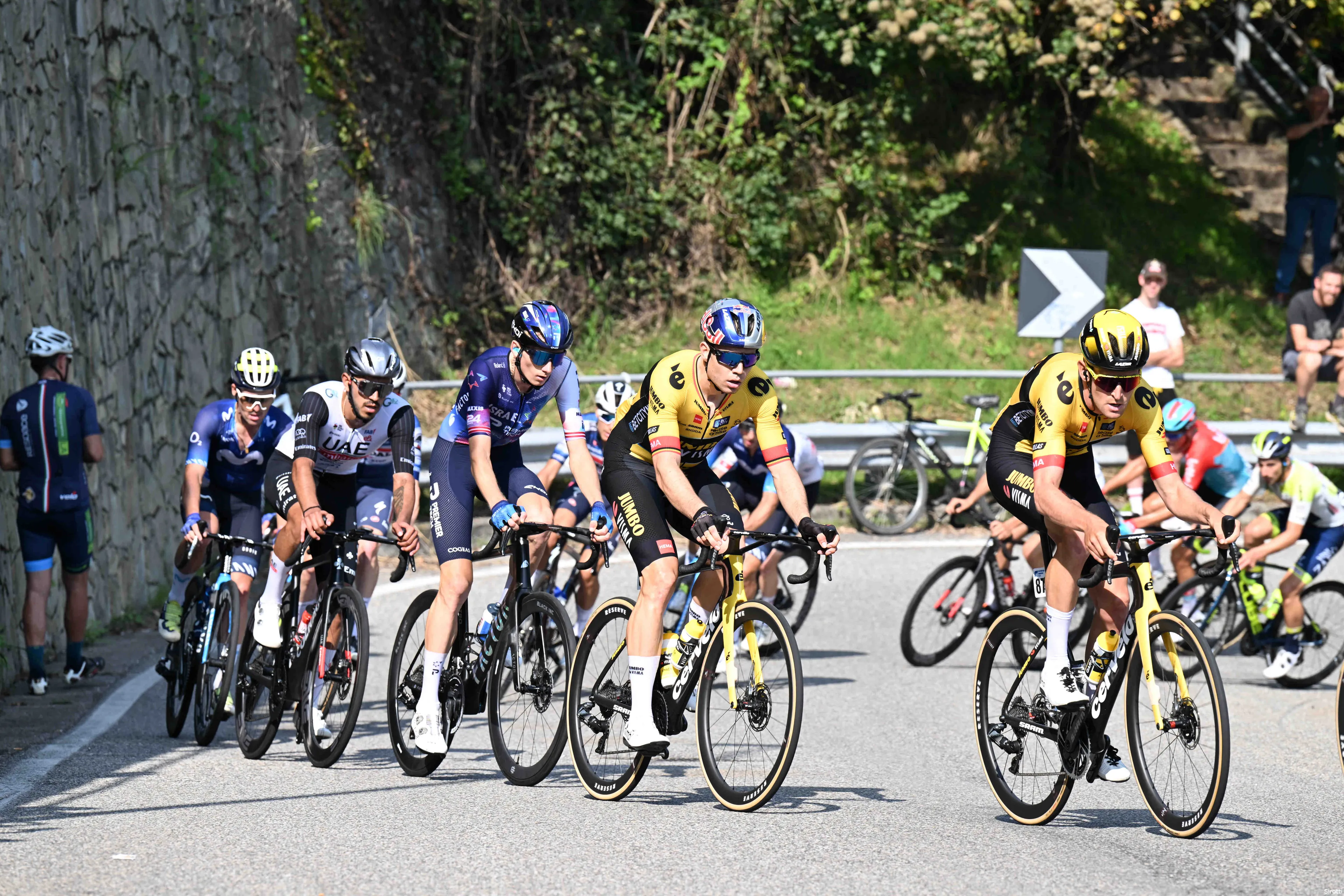 wout van aert tiesj benoot jumbo visma
