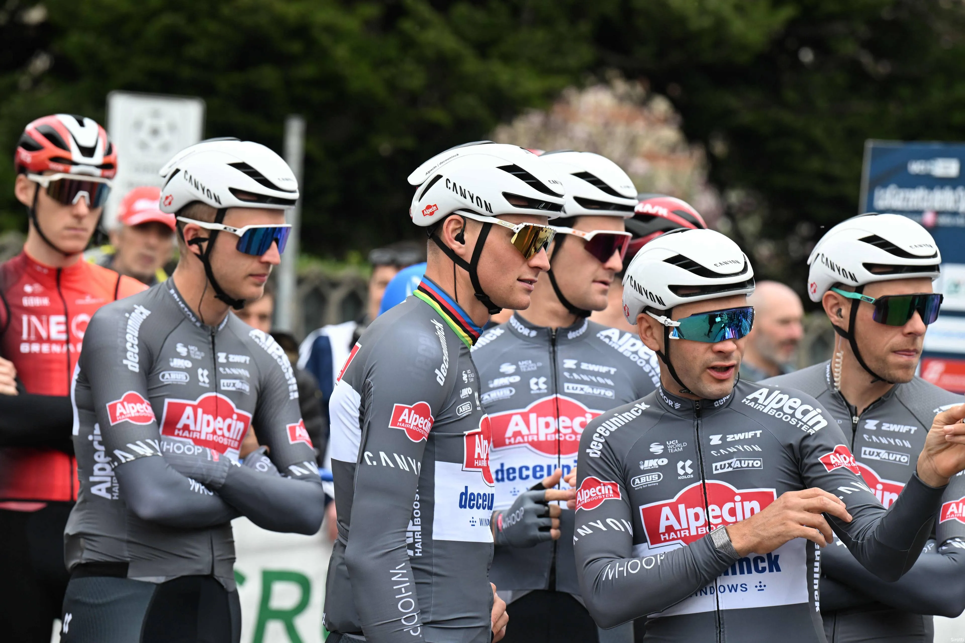 mathieu van der poel alpecin deceuninck gianni vermeersch