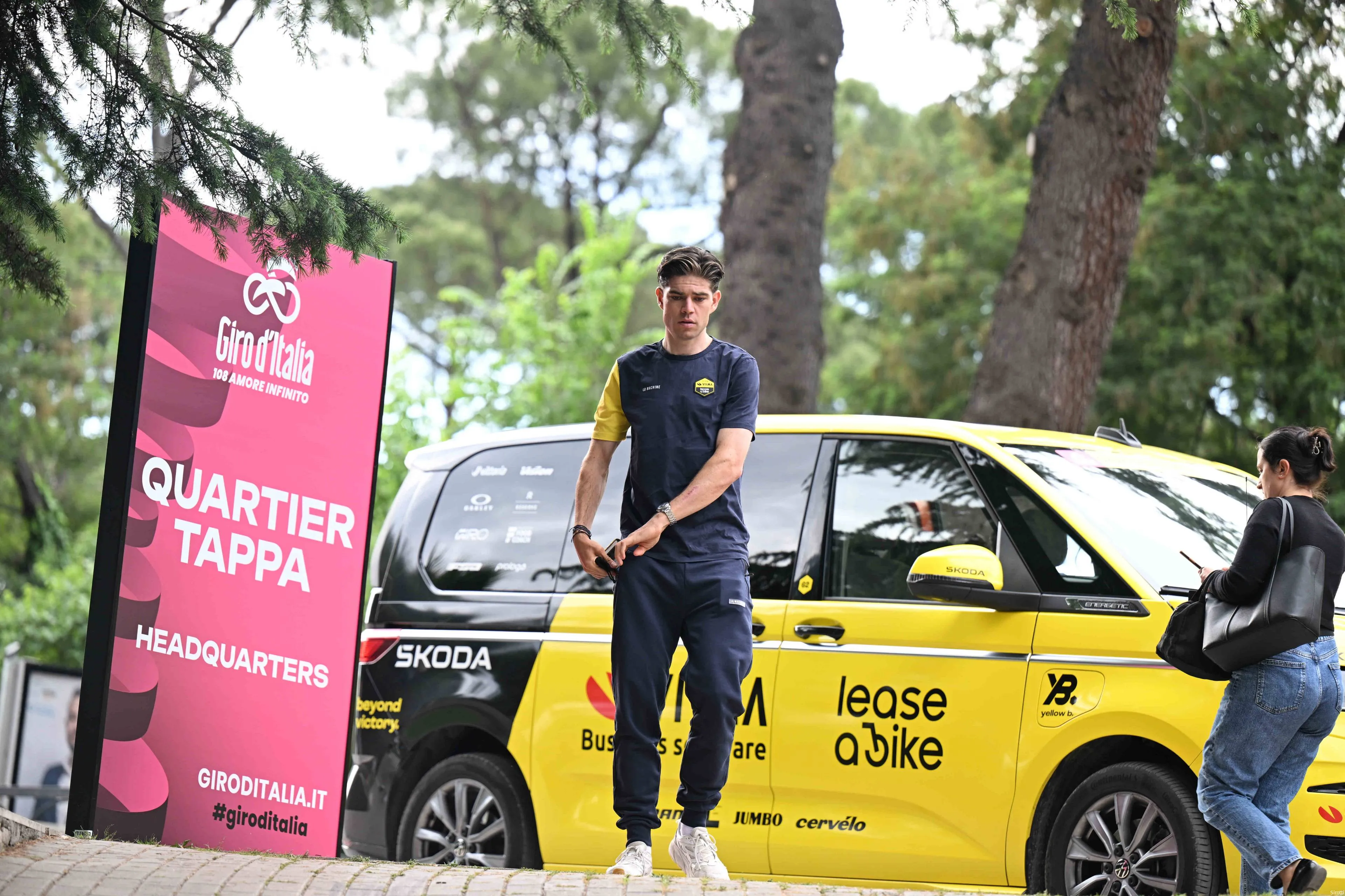 wout van aert visma lease a bike