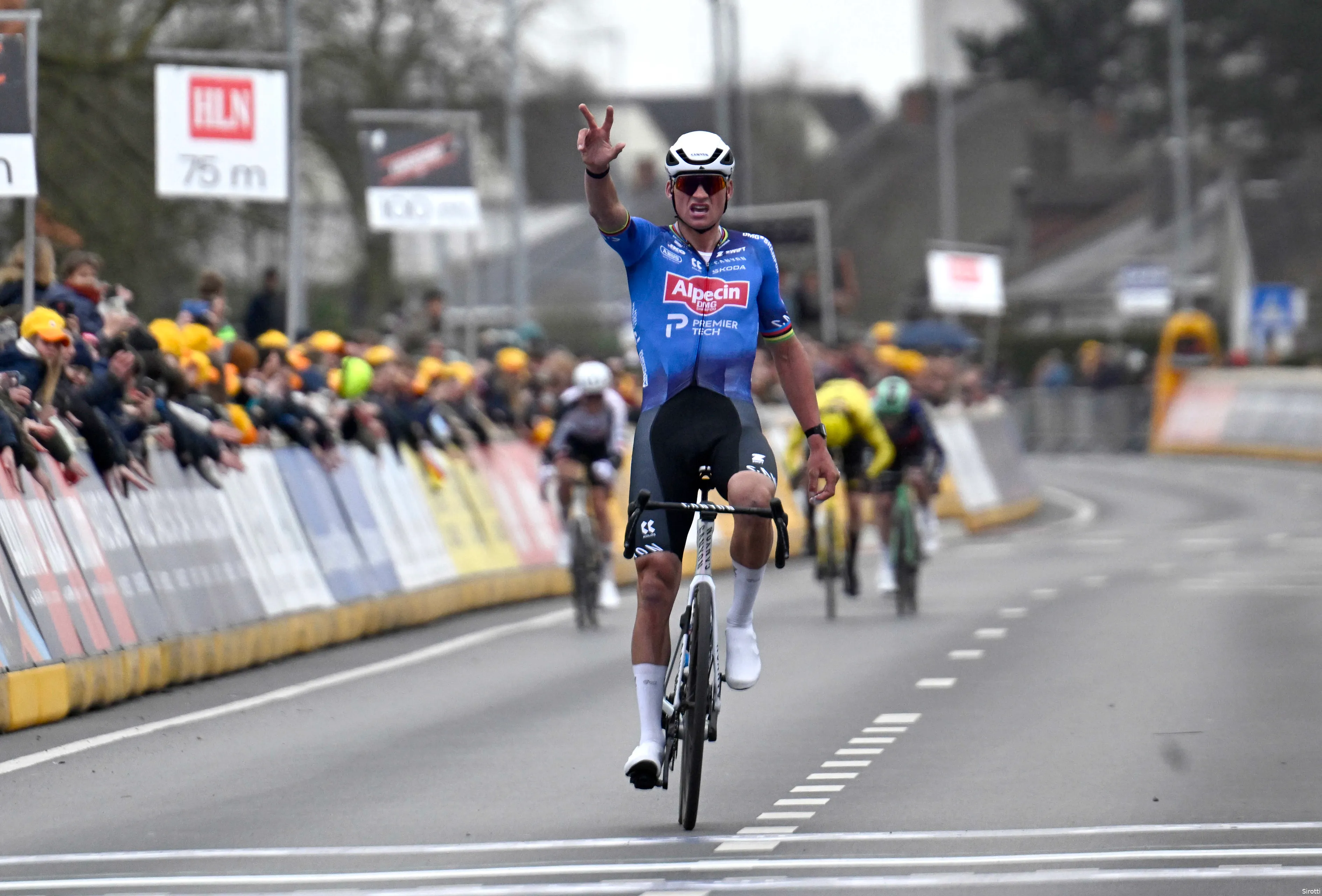 mathieu-van-der-poel-e3