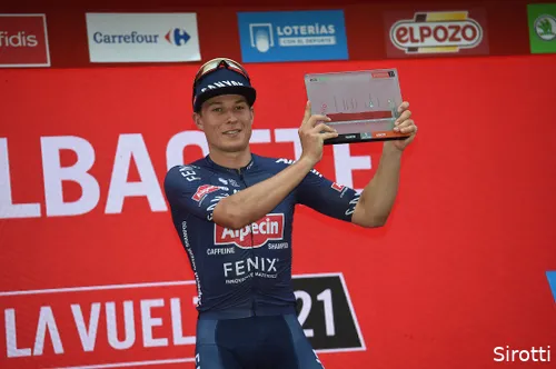 Philipsen heeft voor veel etappes hetzelfde profiel en dezelfde kwaliteiten als Van der Poel...