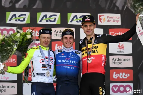 Vorig jaar kregen we een volledig Belgisch podium, met Remco Evenepoel als winnaar.
