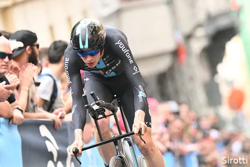 Arensman mikt op de slottijdrit in Verona