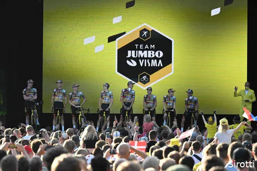 Wie gaat de ploeg van de gele trui helpen?