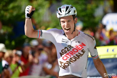 Bob Jungels was maar wat blij met zijn zege in de Tour.&nbsp;