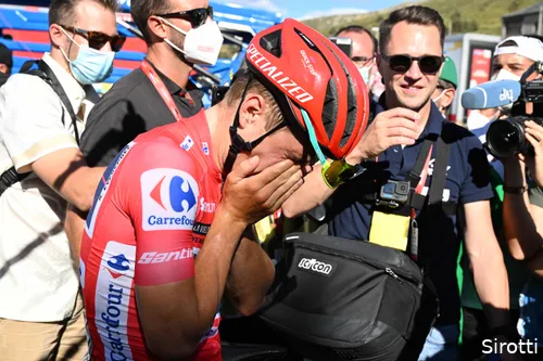 Evenepoel beseft het: hij wint op 22-jarige leeftijd met de Vuelta zijn eerste grote ronde