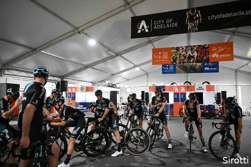 Tusveld en zijn ploegmaten Down Under