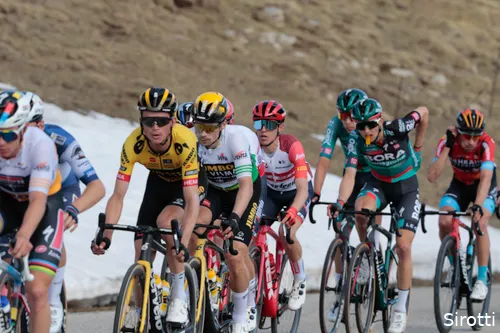 Kuss reed in de Ronde van Catalonië al voor Roglic