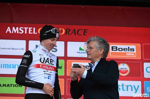 Van Vliet samen met Pogacar