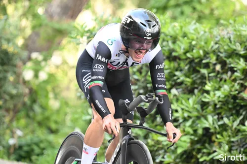 joao almeida 64569371746cd