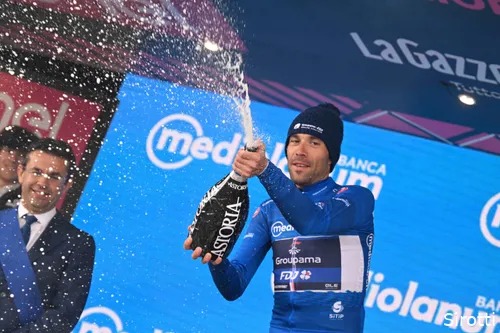 thibaut pinot 64710de4b8325