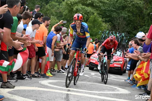 Mollema at work in Clasica San Sebastián 2023