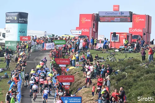 La Vuelta = climb, climb, climb