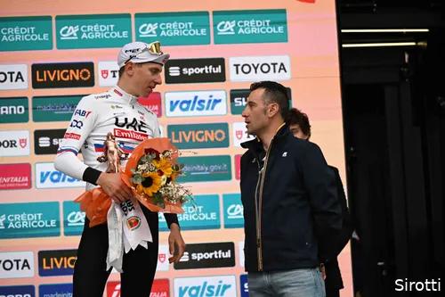 tadej pogacar vincenzo nibali